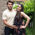 Freida Pinto announces her pregnancy